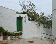 Steps from Rua dos Pescadores (street of the fishermen) down to main street